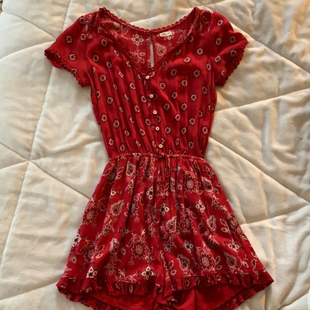 Hollister romper